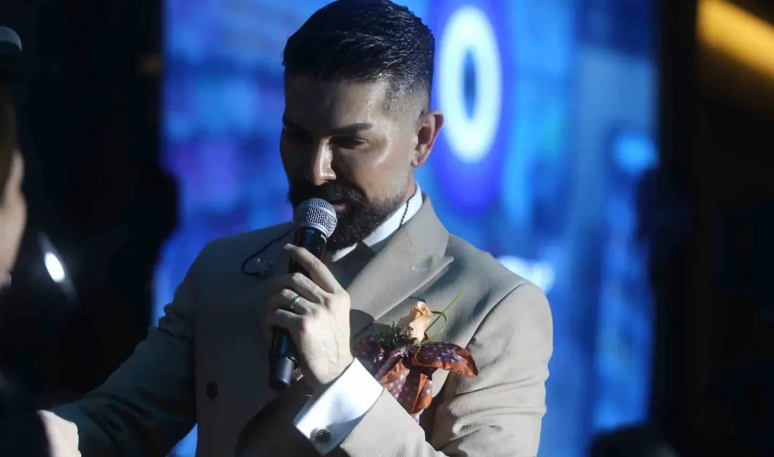 Bursa’nın vazgeçilmez eğlencelerinden biri haline gelen Kadınlar matinesi öncesinde sahneye