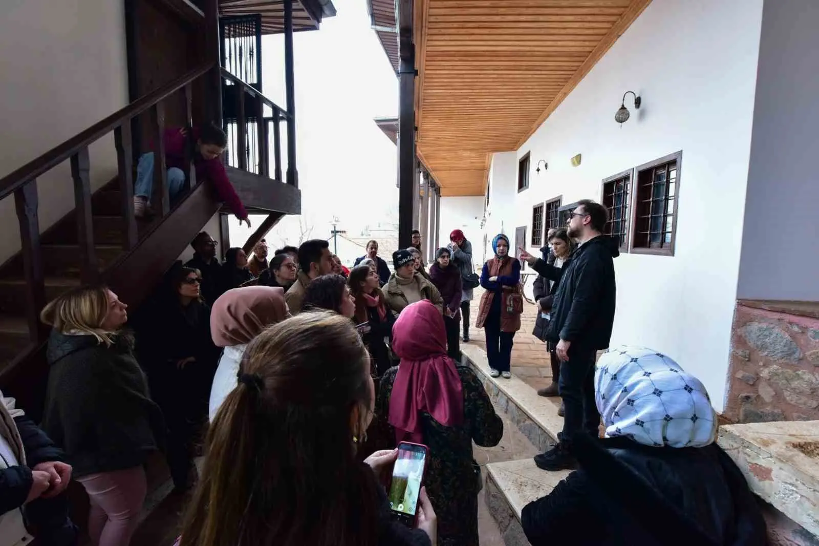 Bursa Büyükşehir Belediyesi’nin Ramazan ayı etkinlikleri kapsamında düzenlediği ‘Tasavvufun İzinde