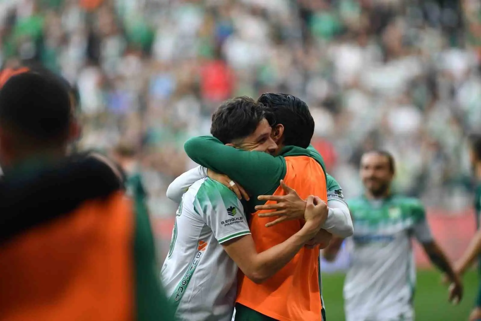 Bursaspor, TFF 2. Lig Kırmızı Grup’un 24. haftasında sahasında Kırklarelispor’u