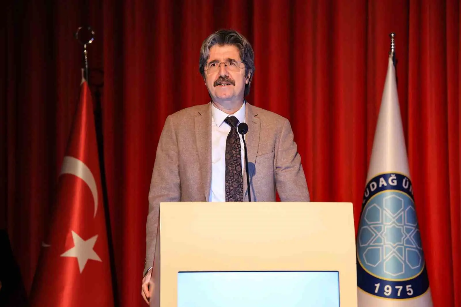 Bursa Uludağ Üniversitesi (BUÜ), Personel Daire Başkanlığı tarafından organize edilen