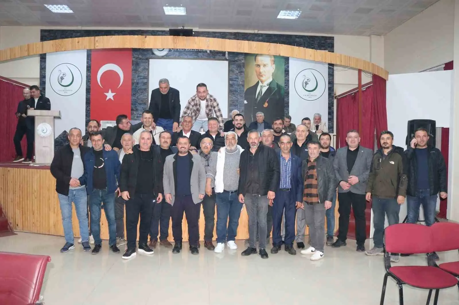 Denizli’nin Çal ilçesinde Esnaf ve Sanatkârlar Odası Başkanlığı seçiminde Muhammet