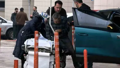 Bursa’nın İnegöl ilçesinde evinin çatısından düşen adam ağır yaralandı. Olay