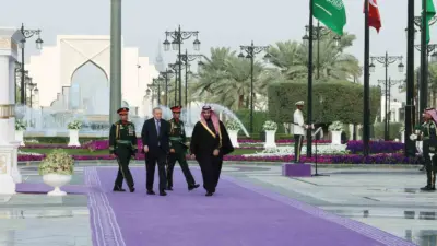 Cumhurbaşkanı Recep Tayyip Erdoğan, resmi ziyaret kapsamında geldiği Suudi Arabistan’da