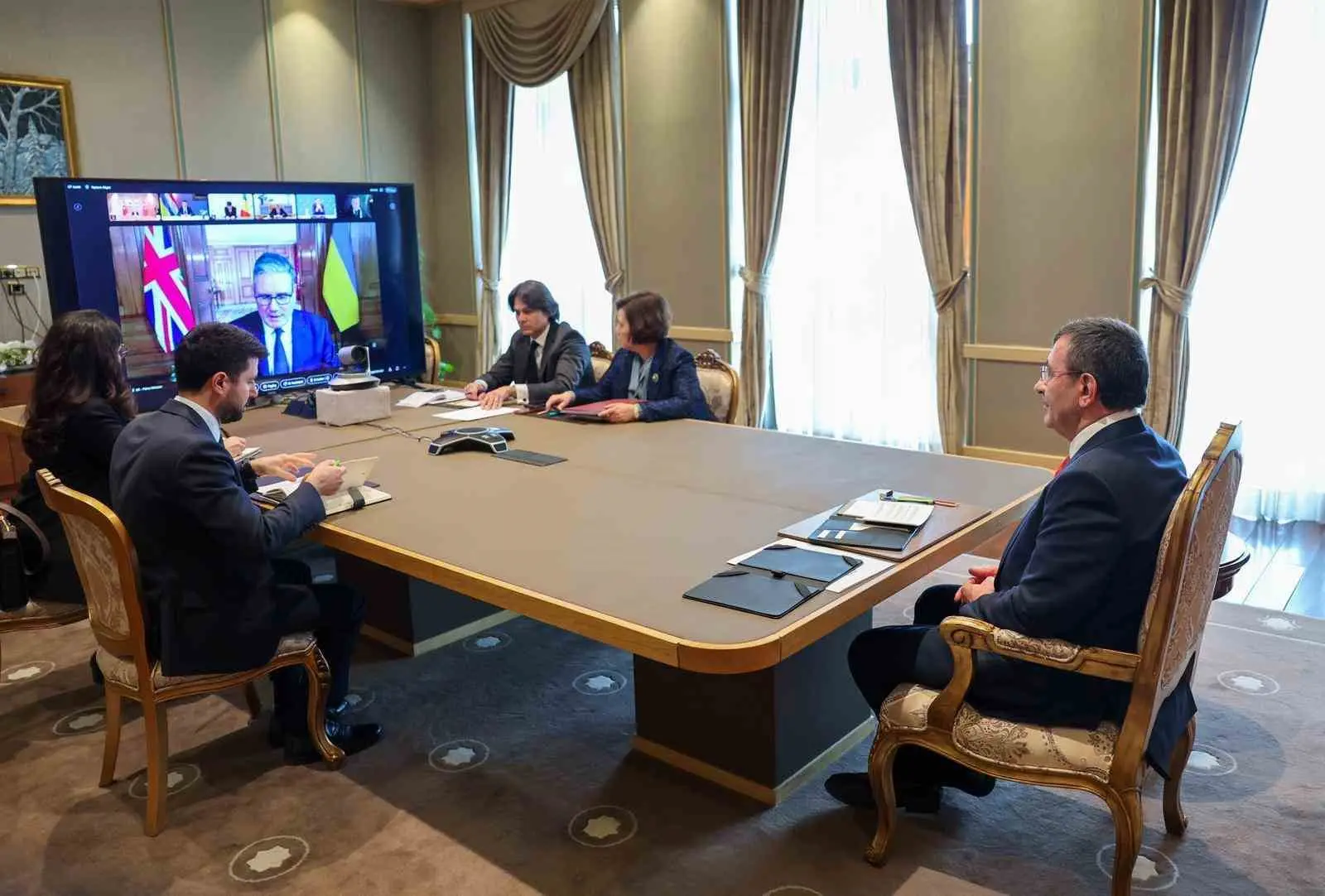 Cumhurbaşkanı Yardımcısı Cevdet Yılmaz, “Türkiye olarak, kalıcı ve adil bir