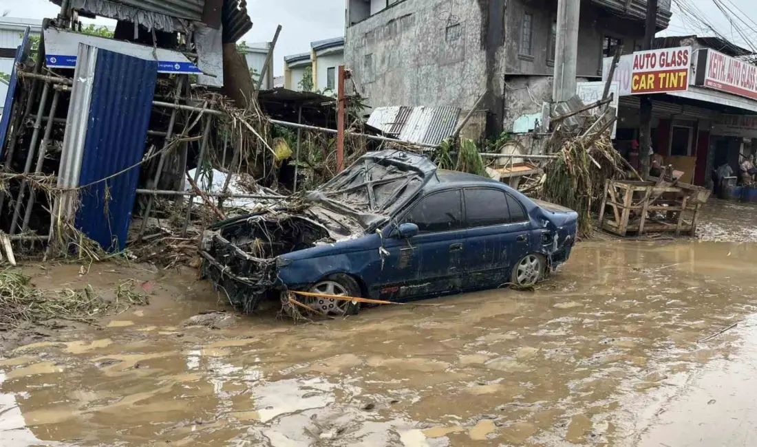 Filipinler’de etkili olan Basyang (Penha) Tropikal Fırtınası’nın yol açtığı sel