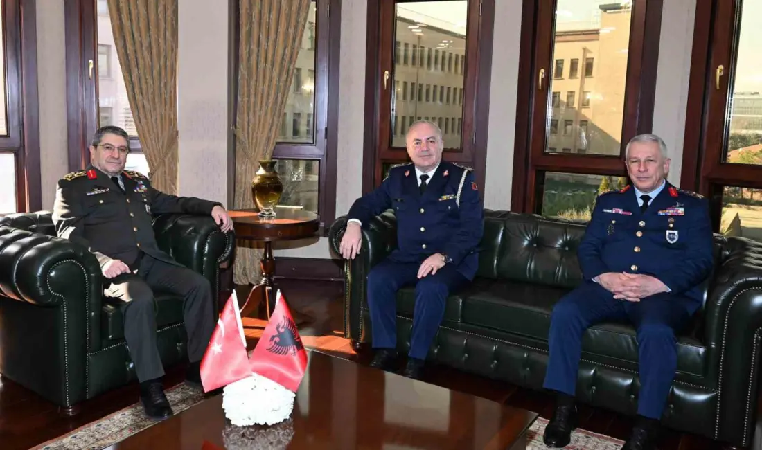 Genelkurmay Başkanı Orgeneral Selçuk Bayraktaroğlu, Arnavutluk Hava Kuvvetleri Komutanı Tümgeneral