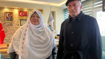 Eskişehir Mihalgazi Belediye Başkanı Zeynep Akgün’ün sosyal medyada giyim tarzı