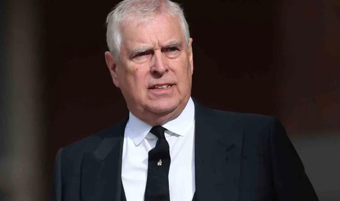 İngiltere’de ABD’li milyarder Jeffrey Epstein ile bağlantısı ortaya çıkan eski