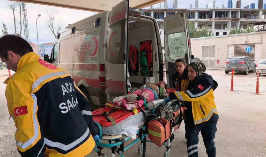 Bursa’nın İnegöl ilçesinde hafif ticari aracın çarptığı çocuk ağır yaralandı.