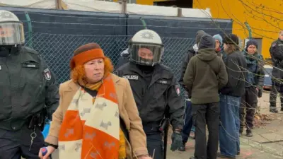 Almanya’nın Hamburg kentinde “Vahşi Orman” olarak bilinen alanda planlanan yapılması