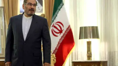 İran Savunma Konseyi Genel Sekreteri ve İran dini lideri Ayetullah