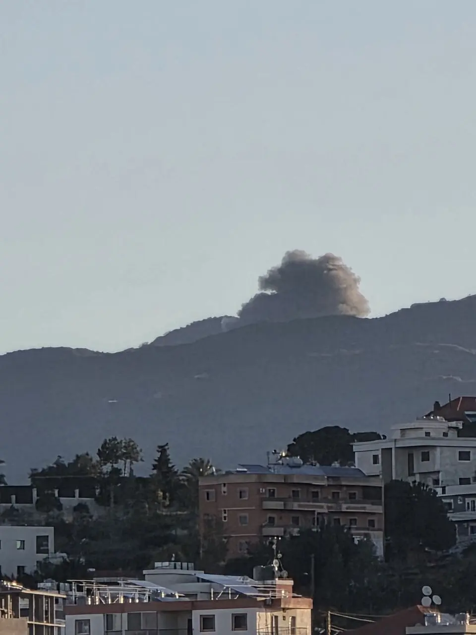 İsrail Savunma Kuvvetleri (IDF), Lübnan’ın güneyindeki Hizbullah’a ait hedeflere bir