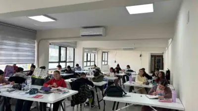 Karacabey Belediyesi tarafından 2025 yılında başlatılan Matematik Soru Çözüm Atölyesi,