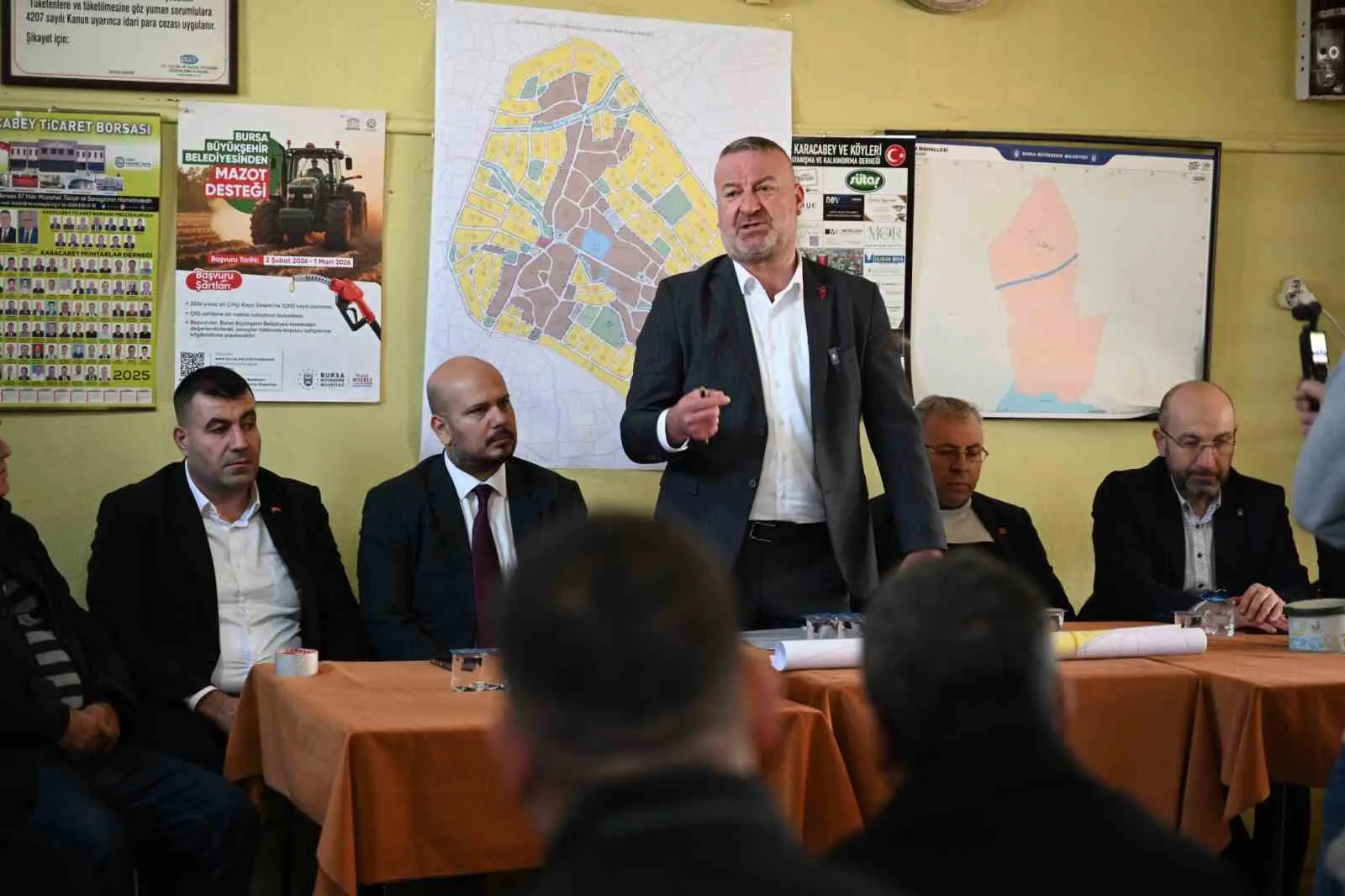 Karacabey Belediye Başkanı Fatih Karabatı, kırsal mahallelerin geleceğini şekillendirecek yeni