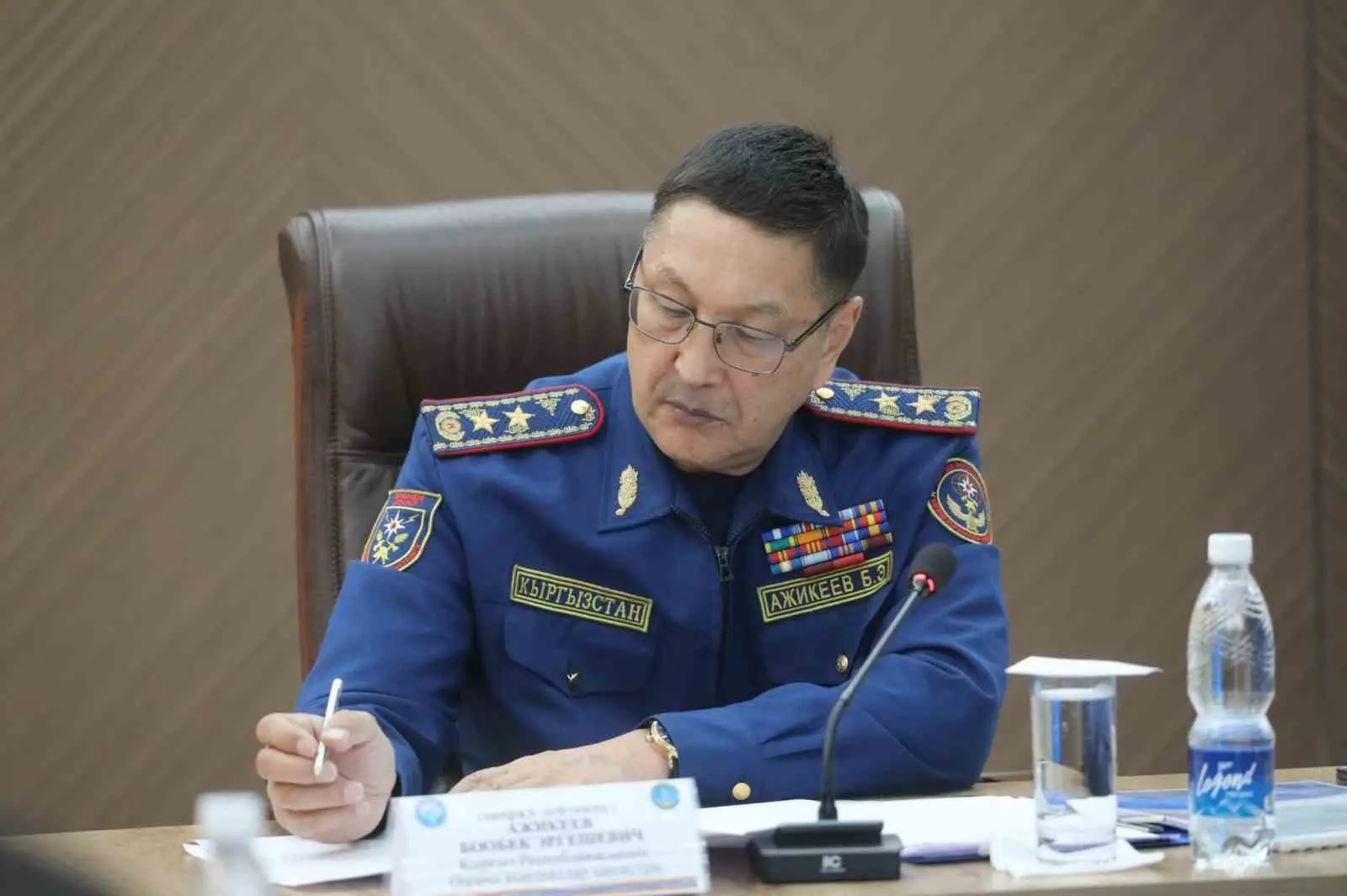 Kırgızistan’da Ulaştırma ve Haberleşme Bakanı Absattar Sırgabayev, Doğal Kaynaklar, Çevre