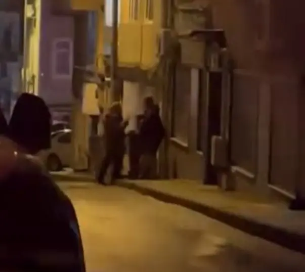 Bursa’nın Nilüfer ilçesinde çöp bidonunun yeri nedeniyle iki yaşlı komşu