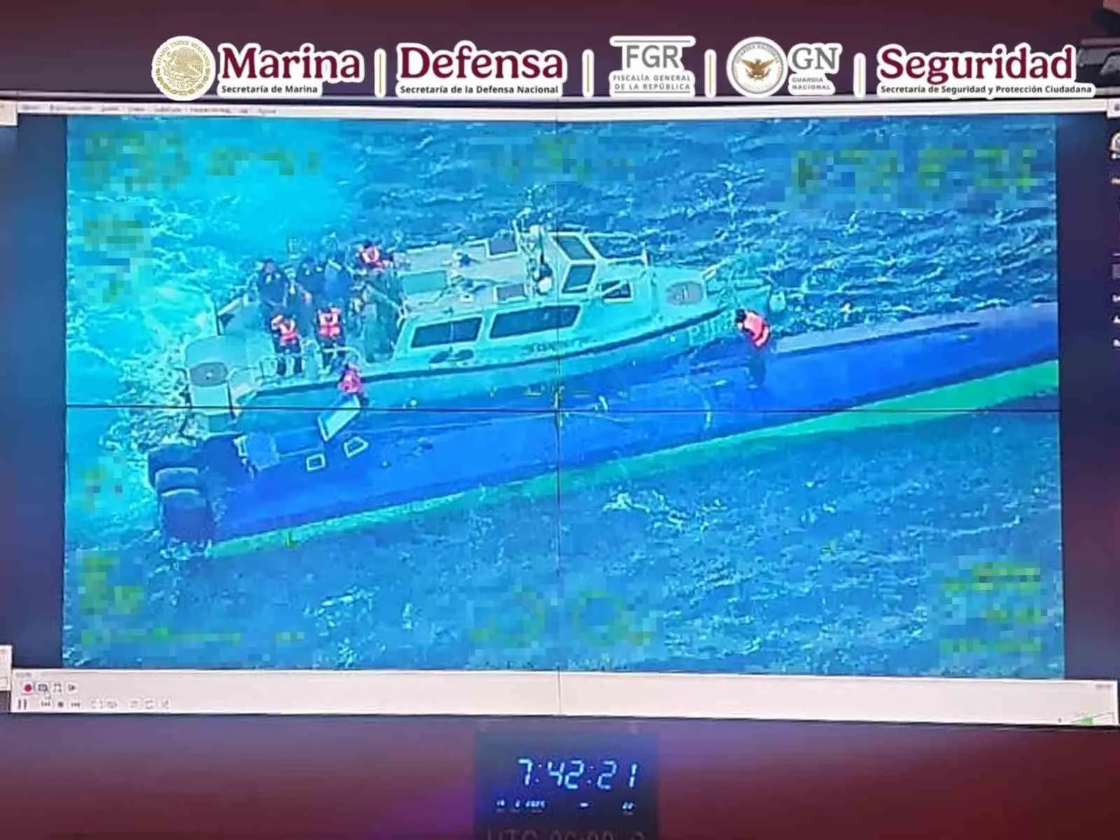 Meksika Donanması, Pasifik Okyanusu’nda yaklaşık 4 ton uyuşturucu taşıyan denizaltıyı