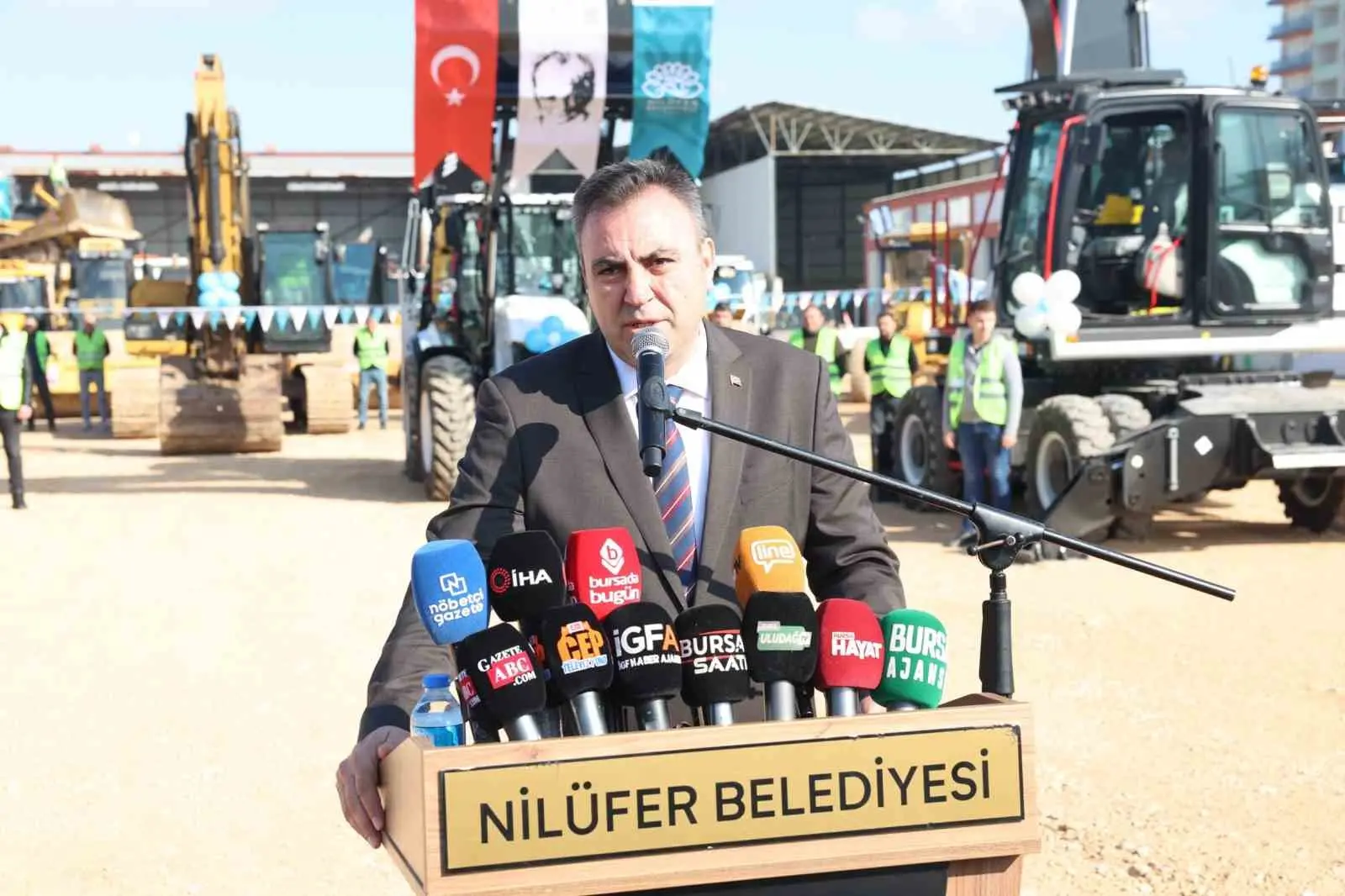 Altyapı ve ulaşım hizmetlerini hızlandırmayı hedefleyen Nilüfer Belediyesi, 4 iş
