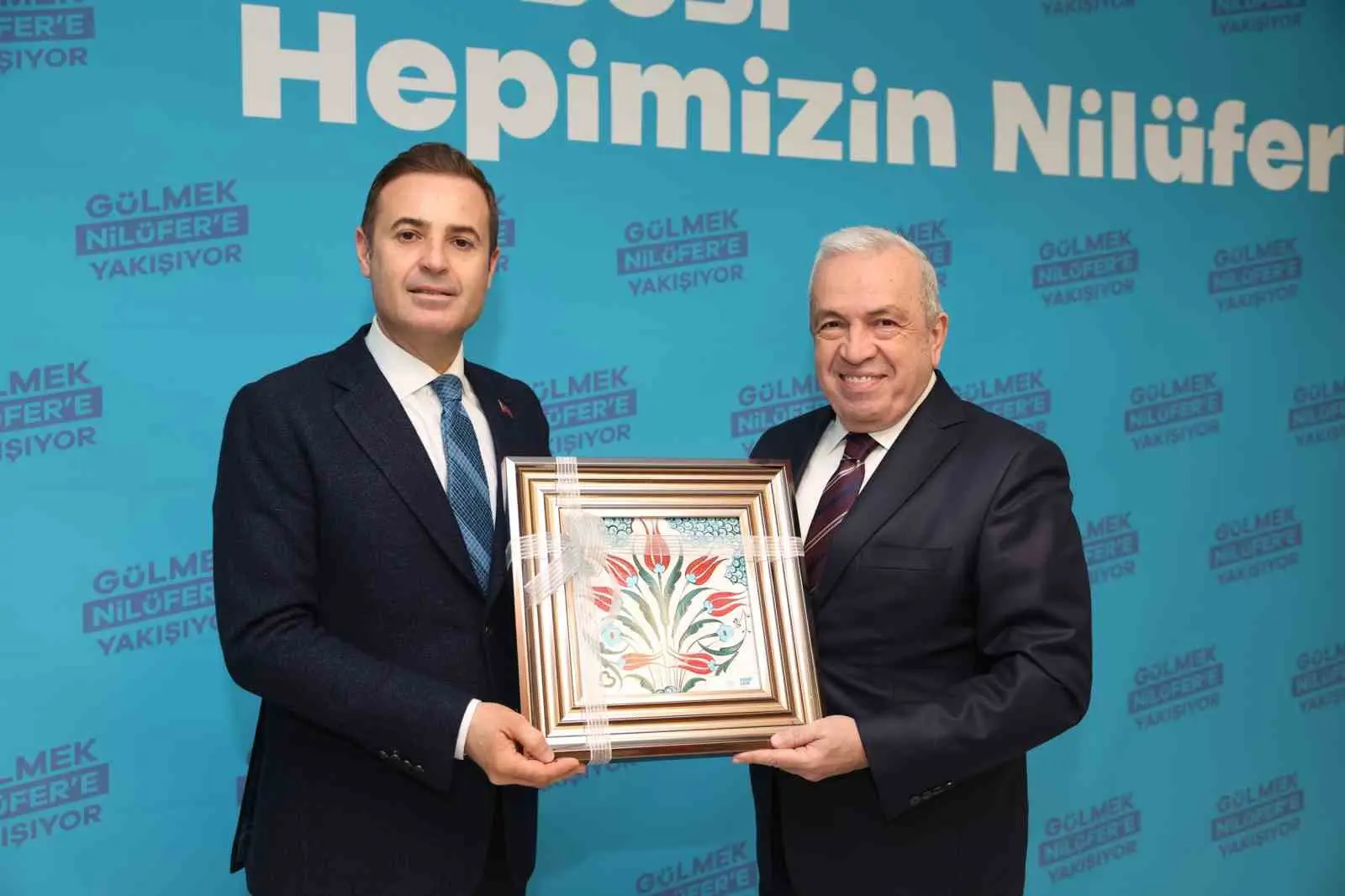 Nilüfer Belediye Başkanı Şadi Özdemir, Balıkesir Büyükşehir Belediye Başkanı Ahmet