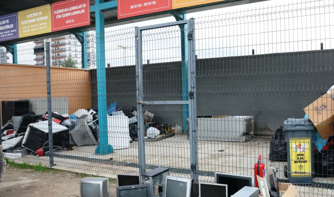 Nilüfer Belediyesi, çevre ve insan sağlığını tehdit eden elektronik atıkların