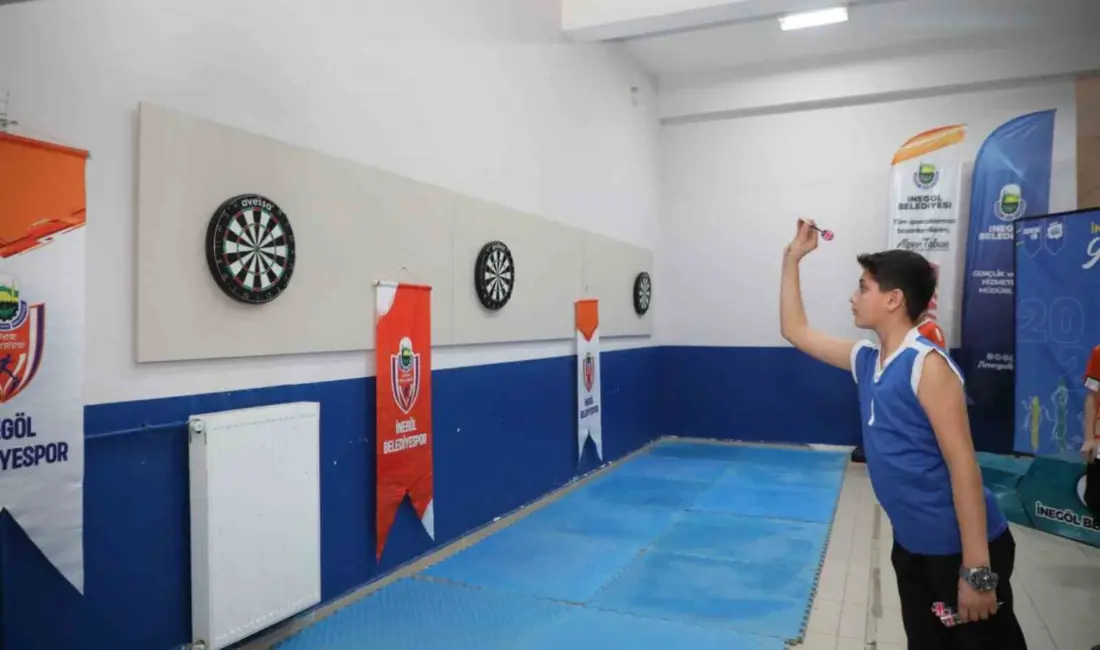 İnegöl Belediyesi’nin düzenlediği 9. Okullar Arası Spor Festivali kapsamında gerçekleştirilen