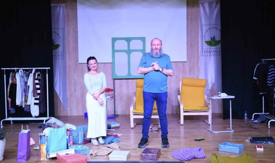Kültürel yaşamı güçlendiren çalışmalarıyla sanatı toplumla bütünleştiren Osmangazi Belediyesi, ‘Hangisi