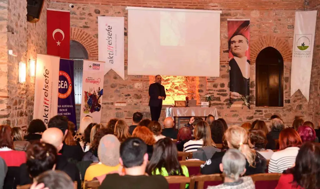 Osmangazi Belediyesi’nin düzenlediği ‘Felsefe Buluşmaları’ kapsamında Sosyolog Yazar Kemal Karadayı,