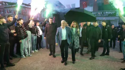 Bursa Büyükşehir Belediye Başkanı Mustafa Bozbey, eşi Seden Bozbey ile