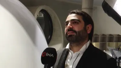 Karadenizli sanatçı Selçuk Balcı, Ankara’da düzenlenen konserde hayranları ile buluştu.