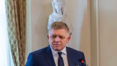 Slovakya Başbakanı Robert Fico, Ukrayna Devlet Başkanı Vladimir Zelenskiy’i, 23