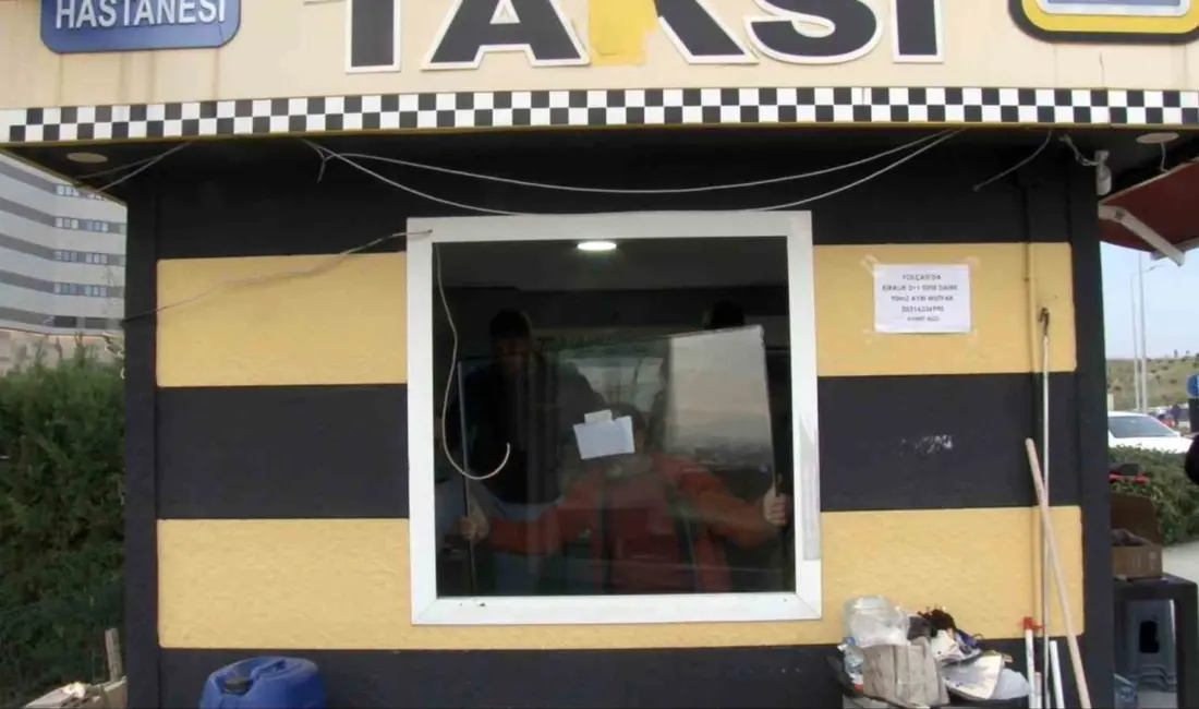 Bursa Şehir Hastanesi taksi durağında yaşanan saldırının güvenlik kamerası görüntüleri