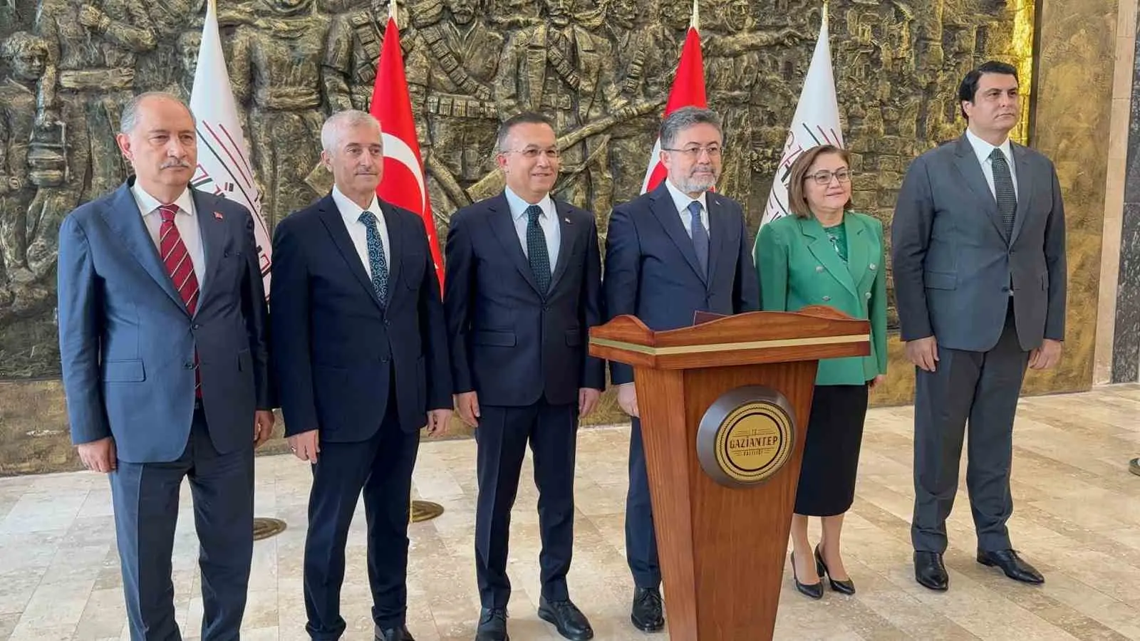 Tarım ve Orman Bakanı İbrahim Yumaklı, bir dizi programa katılmak