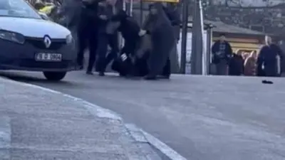 Bursa’da ticari taksi ile motosiklet sürücüsü arasında çıkan tekme tokatlı