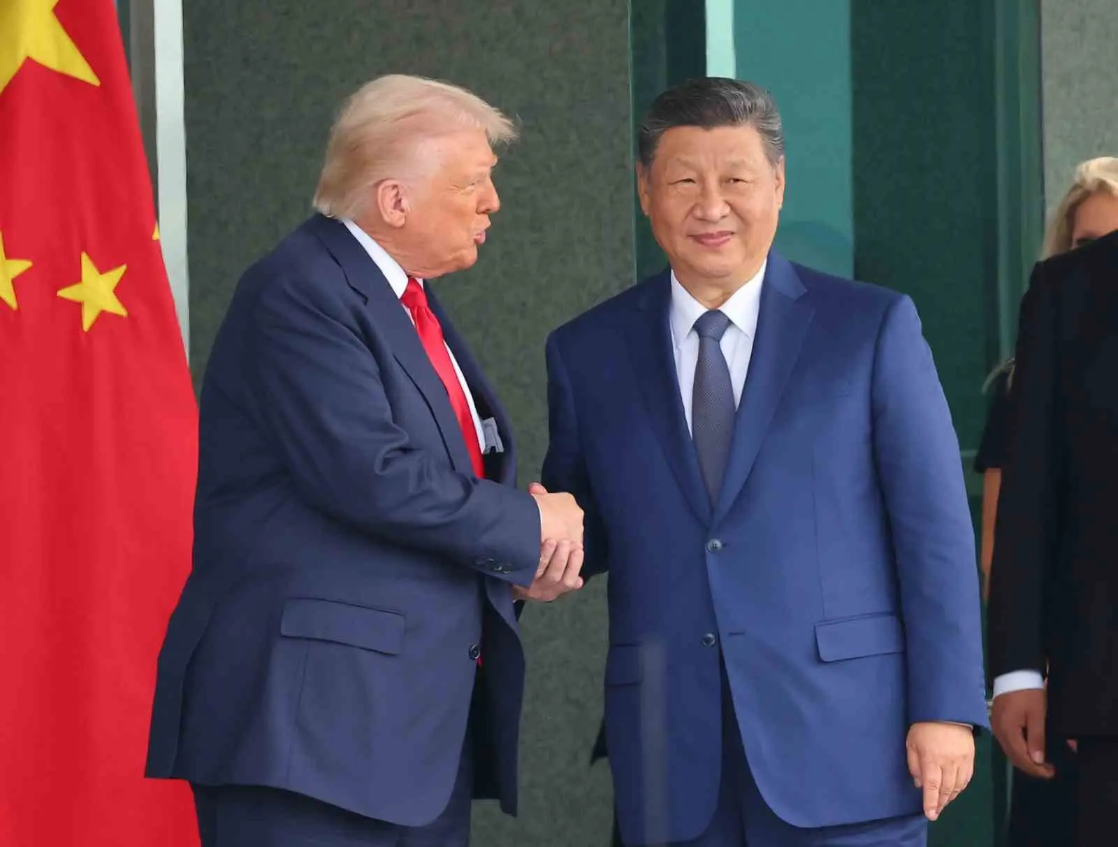 ABD Başkanı Donald Trump, Çin Devlet Başkanı Xi Jinping ile