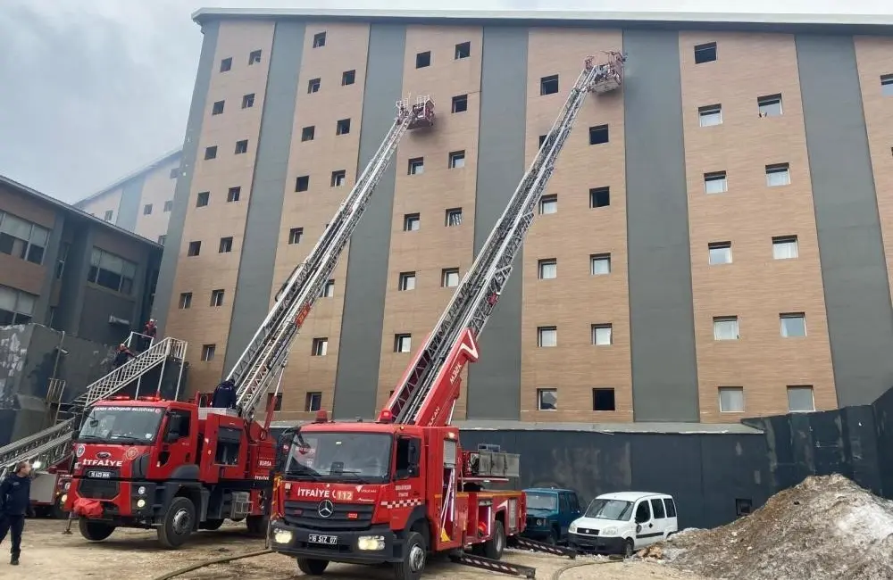 Uludağ’da 3 kişinin yaşamını yitirdiği otel yangını davasında tutuklu sanıklar