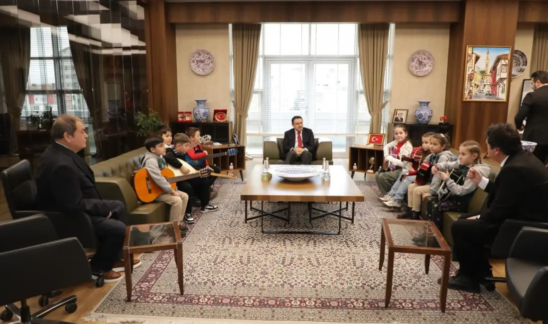 Kütahya Valisi Musa Işın, Kültür ve Turizm Bakanlığı sanatçısı ve