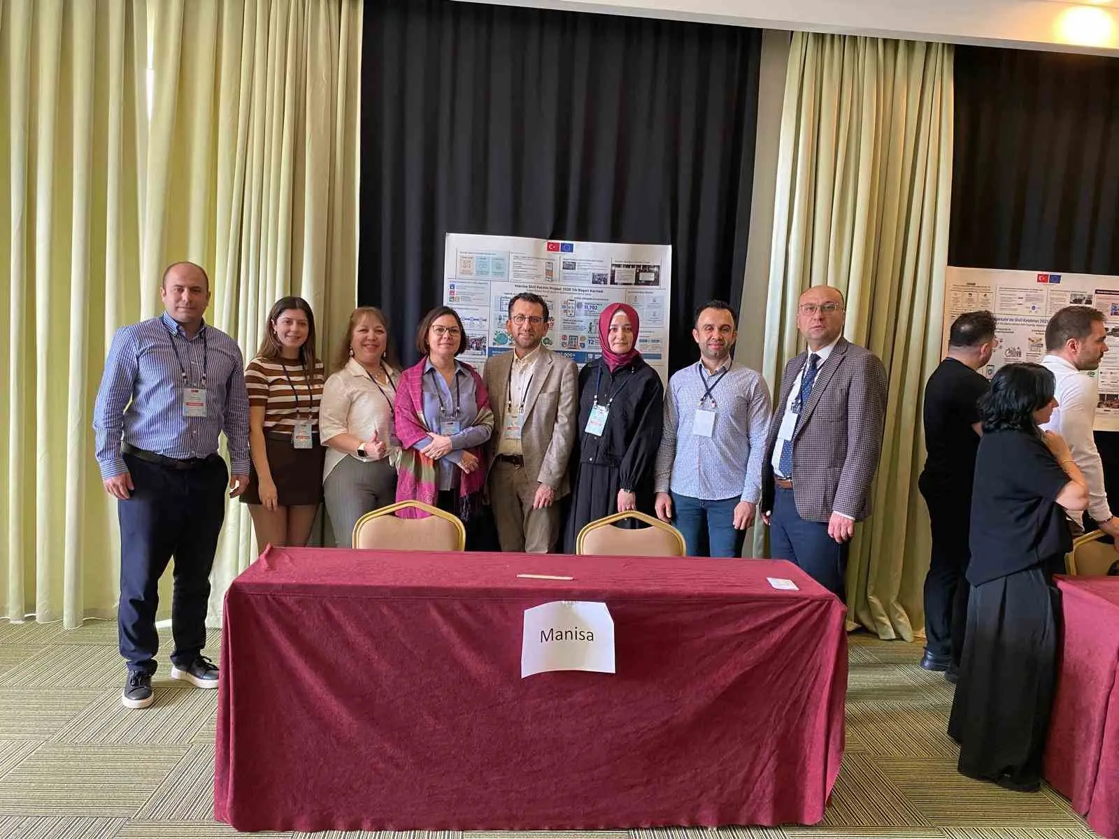Manisa Büyükşehir Belediyesi’nin öncü rol üstlendiği “Sivil Katılım Projesi” kapsamında