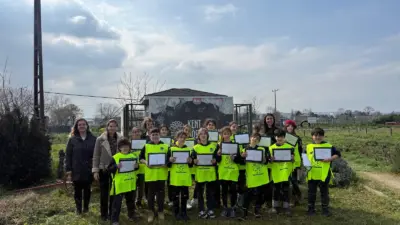 Nilüfer Belediyesi’nin düzenlediği “Bostan Kaşifleri” projesiyle toprakla bağ kuran 15