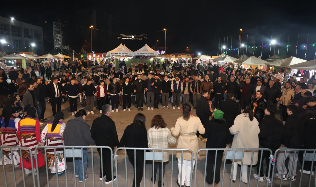 Nilüfer Belediyesi’nin Ramazan ruhunu yaşatmak için düzenlediği Nilüfer Ramazan Sokağı,