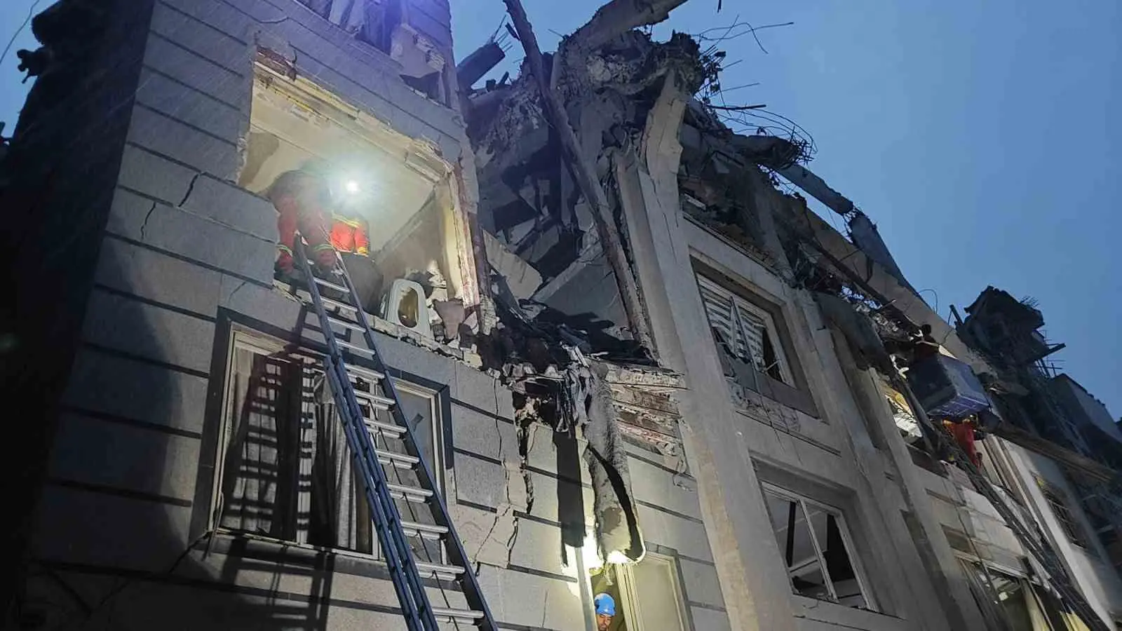 ABD ve İsrail’in İran’a yönelik son saldırılarında en az 6