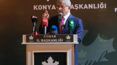 Gelecek Partisi Genel Başkanı Ahmet Davutoğlu, Konya’da partisinin iftar yemeğine