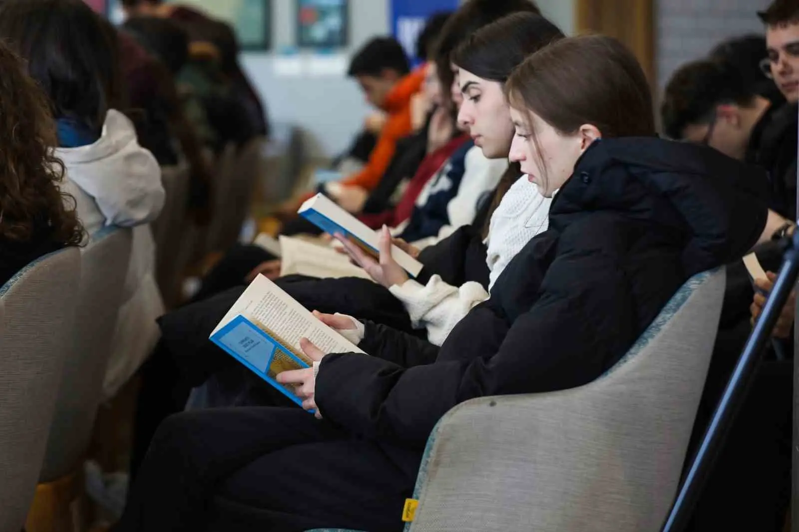 Bursa Büyükşehir Belediyesi’nin ‘Bursa Tanpınar Yılı’ etkinlikleri çerçevesinde düzenlediği söyleşide,