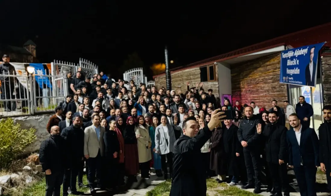 AK Parti Gençlik Kolları Genel Başkanı Yusuf İbiş Bilecik’te gençlerle