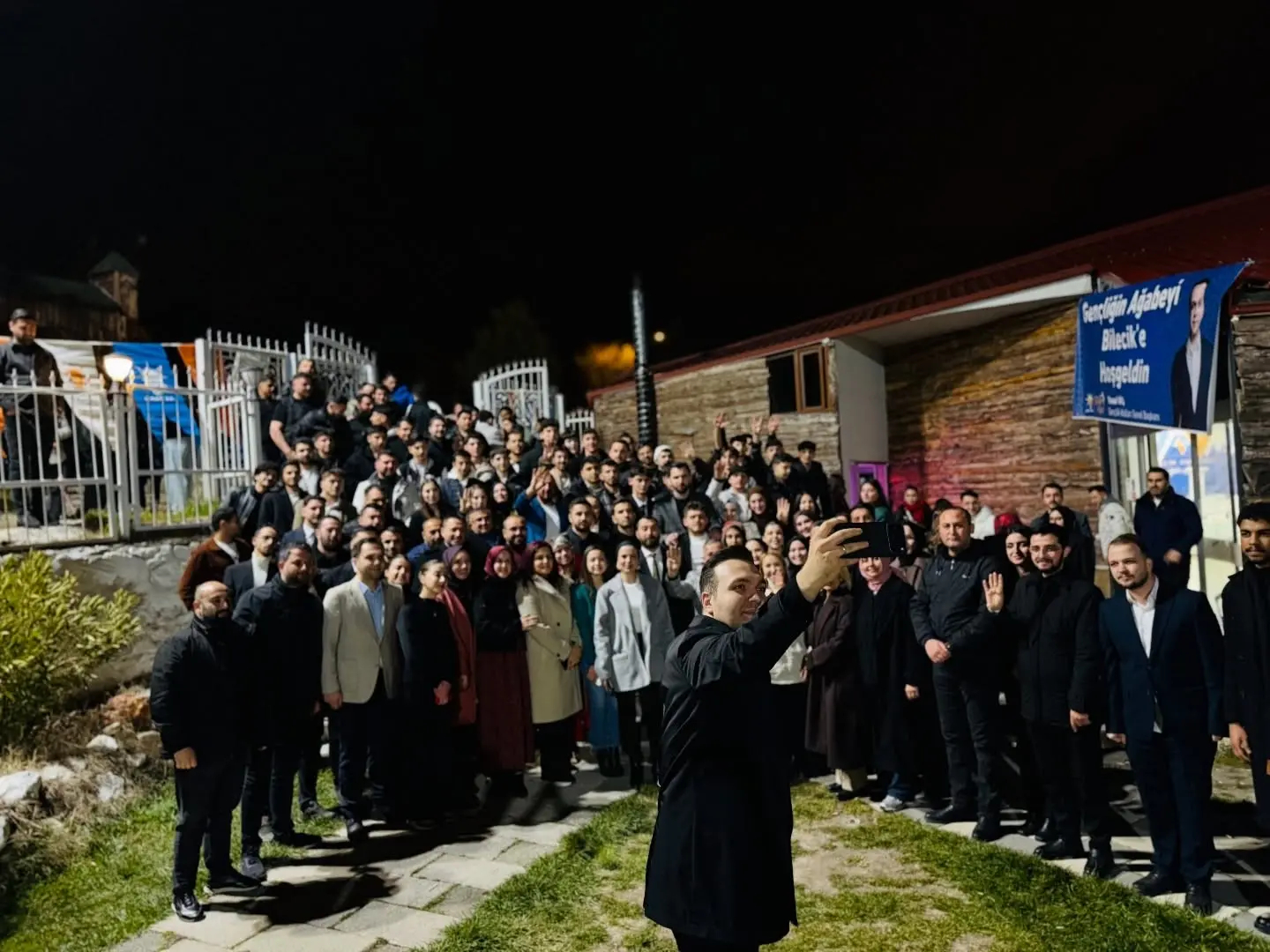 AK Parti Gençlik Kolları Genel Başkanı Yusuf İbiş Bilecik’te gençlerle