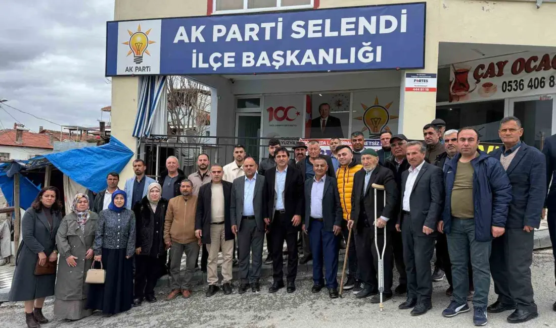 Manisa’nın Selendi ilçesinde AK Parti İlçe Başkanlığı tarafından düzenlenen bayramlaşma