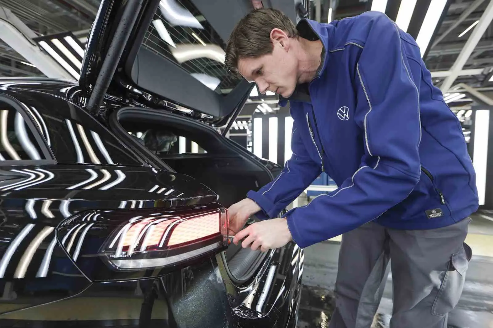 Almanya’nın en önemli otomobil üreticilerinden biri olan ve 2025 yılındaki