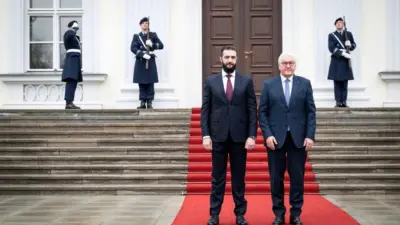 Almanya Cumhurbaşkanı Frank-Walter Steinmeier, ülkeye ilk resmi ziyaretini gerçekleştiren Suriye