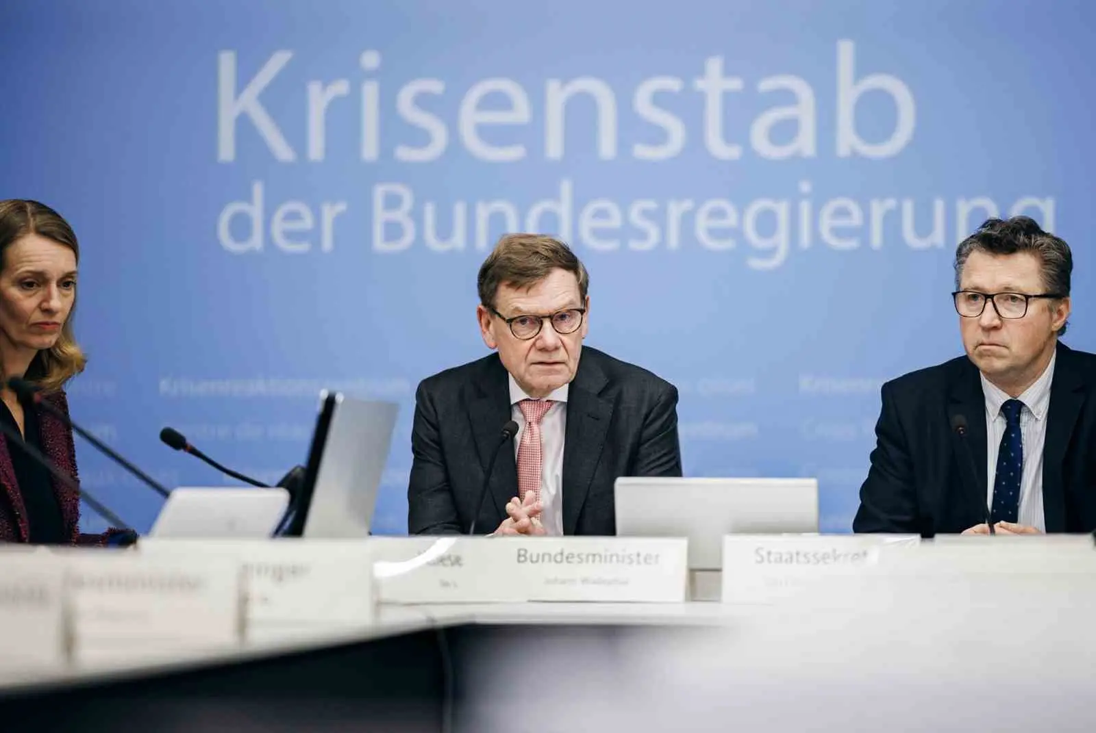 Almanya Dışişleri Bakanı Johann Wadephul, ABD ve İsrail’in İran’a yönelik