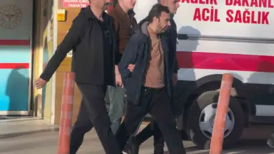 Bursa’nın İnegöl ilçesinde park halindeki araçlardan hırsızlık yaptığı tespit edilen