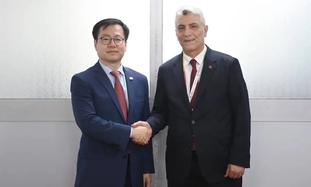 Ticaret Bakanı Ömer Bolat, Yaounde’de Güney Kore Ticaret Bakanı Yeo